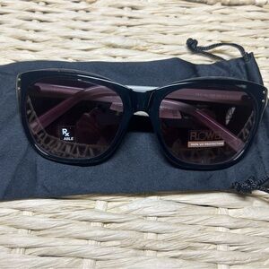 Flower by Drew Barrymore Black Sunglasses with UV Protection